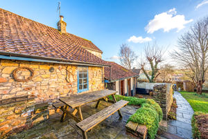 Photo 19- click for photo gallery